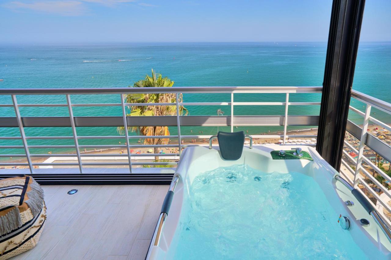 Savanna Beach. Amazing Apartment With Jacuzzi トレモリノス エクステリア 写真